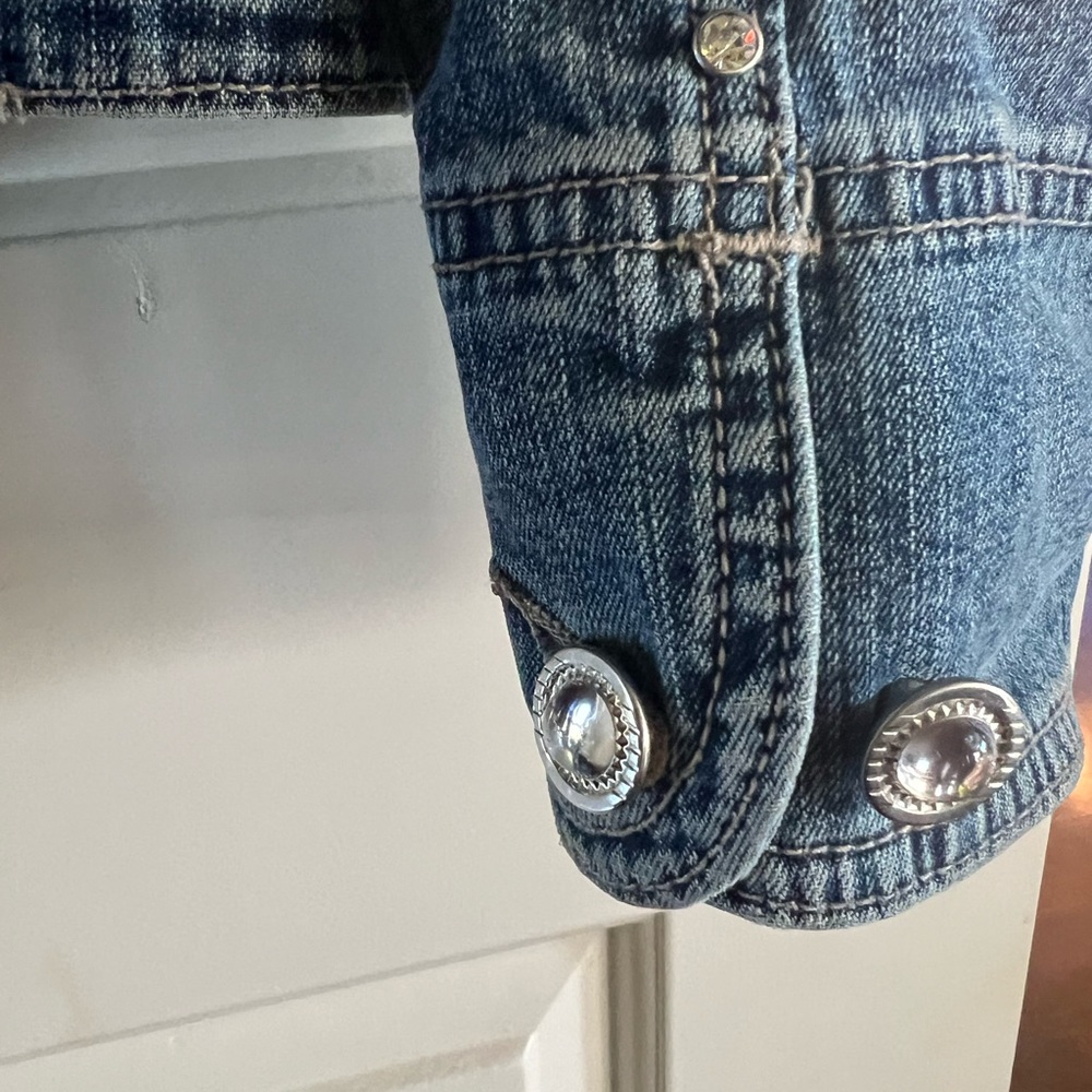 Jean jacket - Picture 3 of 8